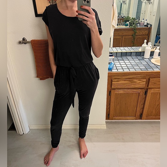 Vanity Room Jumpsuit - Picture 1 of 4